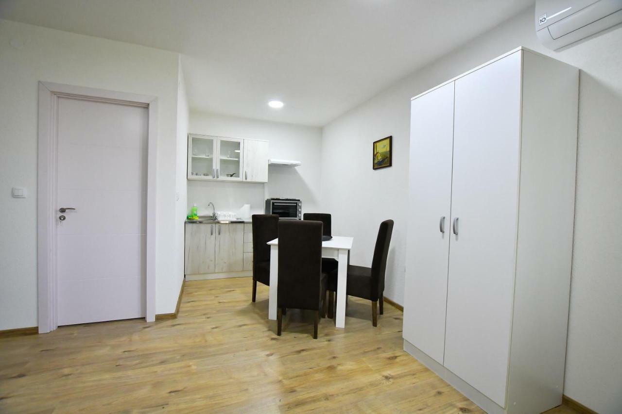 Vulsa Apartmani Kladovo Exterior foto